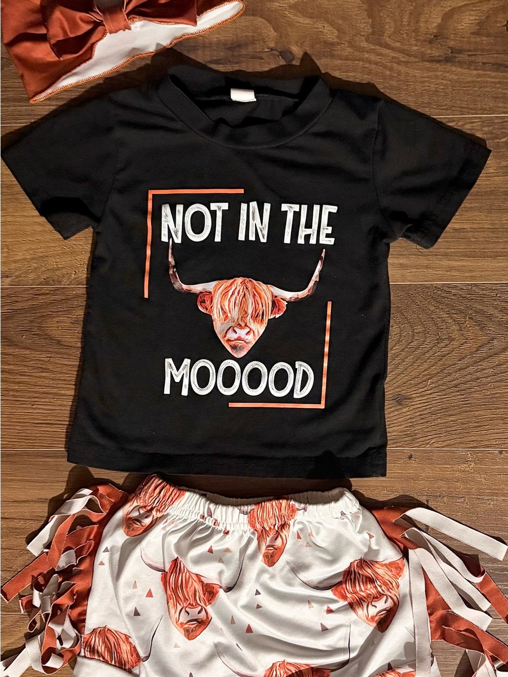Amazon Kids Matching Set Black and Rust Orange "Not in the Mooood"